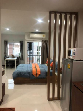 Отель Smart Mansion  Минбури